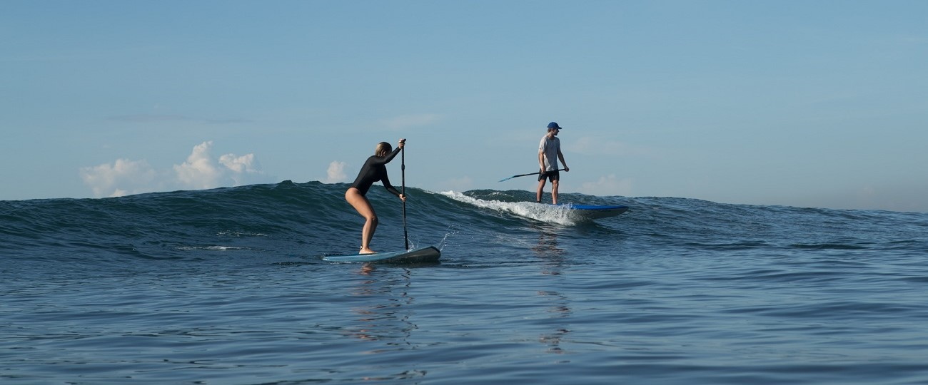 Stand up paddle shop couple first wave 1300x540